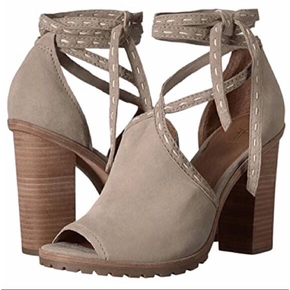 FRYE Ash Suzie Pickstitch Lug Peeptoe  Sandal - Picture 1 of 9